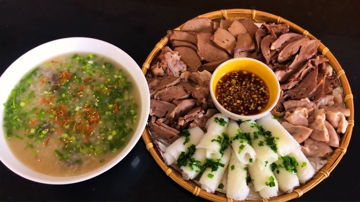 Bánh hỏi cháo lòng độc đáo của Bình Định