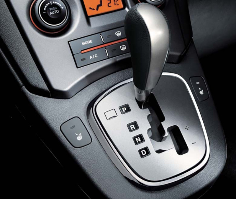 Các ký hiệu trên cần số xe ô tô số tự động cần nắm vững