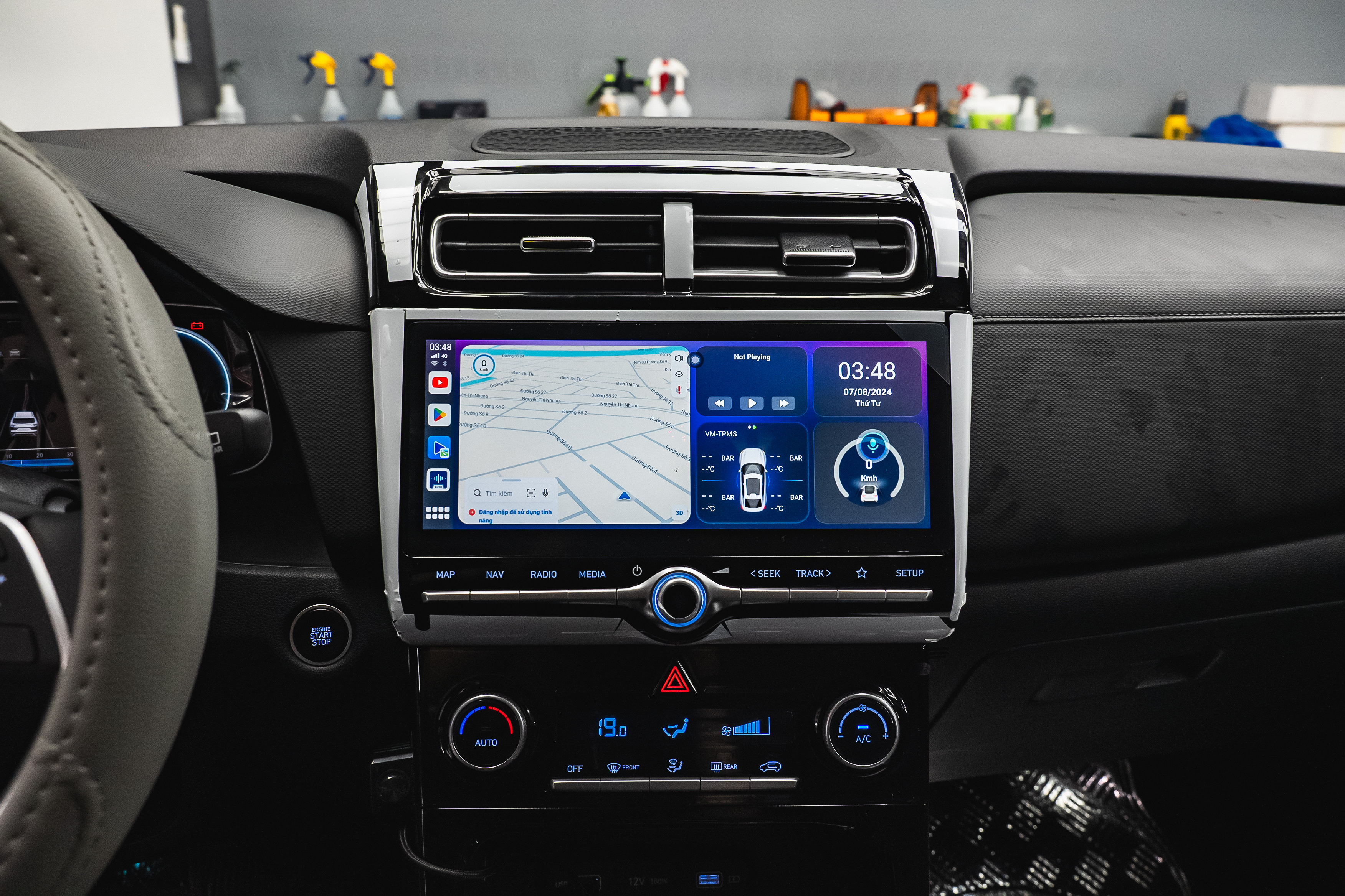 Giao diện Android Box tích hợp trên xe Ford Ranger