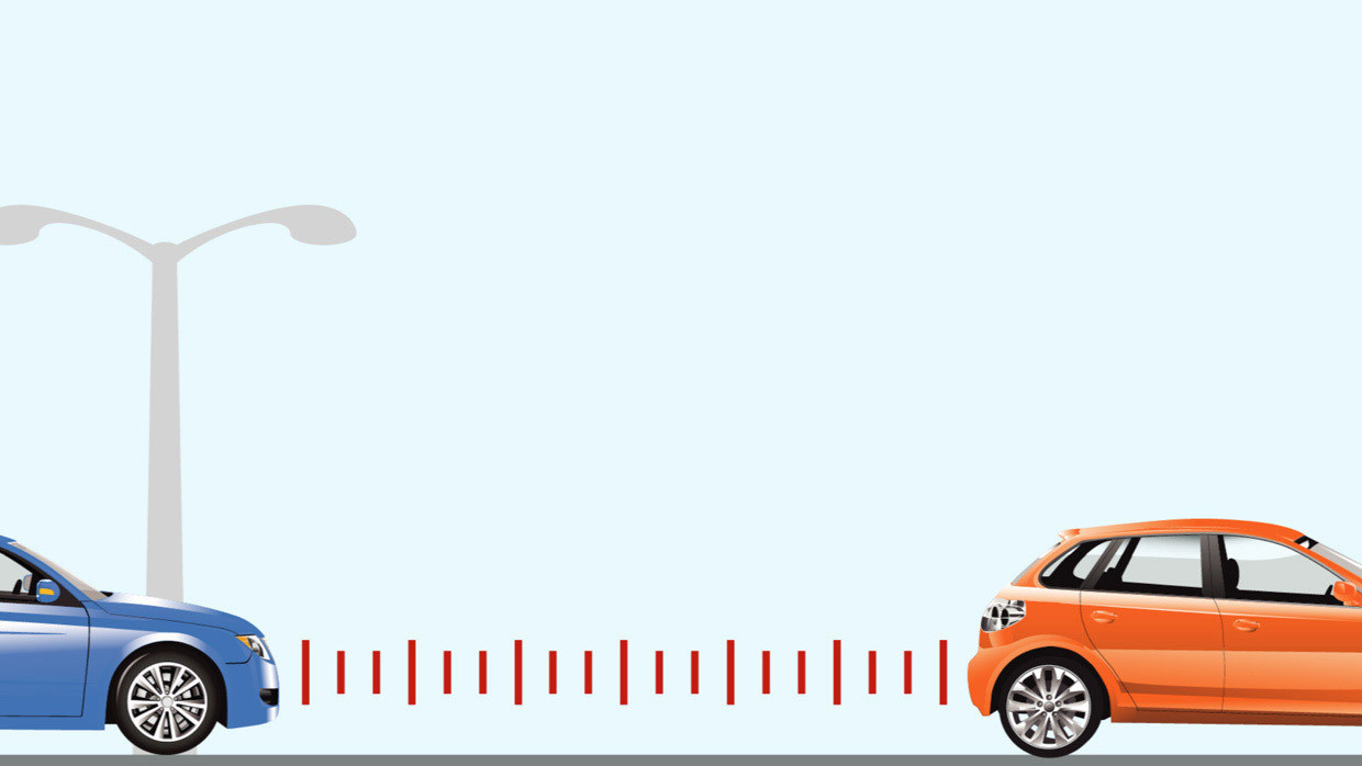Hệ thống Adaptive Cruise Control (ACC) trên màn hình hiển thị ô tô
