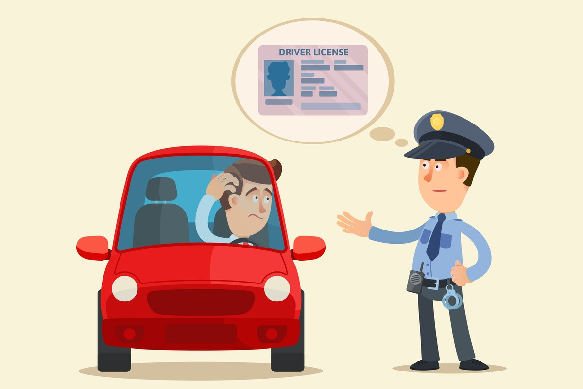 Kiểm tra giấy tờ xe và giấy phép lái xe khi tham gia giao thông