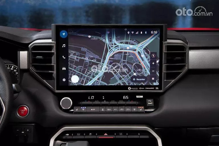 Màn hình cảm ứng kết nối Apple CarPlay và Android Auto