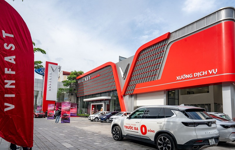 Mặt tiền Showroom Vin3S Phạm Văn Đồng với thiết kế hiện đại