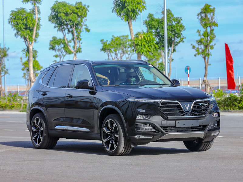 Mẫu xe ô tô VinFast Lux SA2.0 đáp ứng tiêu chuẩn khí thải Euro 5 tại Việt Nam