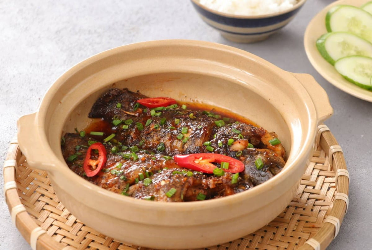 Món cá rô tổng trường kho tộ đậm đà hương vị địa phương tại Ninh Bình