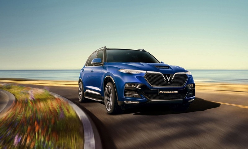 Xe VinFast Lux SA2.0, một mẫu SUV trang bị hệ dẫn động cầu sau RWD phổ biến tại Việt Nam