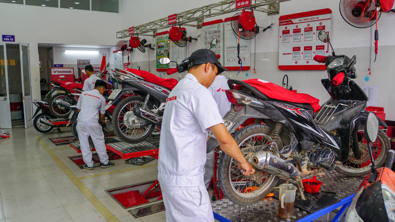 Khu vực dịch vụ bảo dưỡng xe Vision chuyên nghiệp, đảm bảo chất lượng tại Mộ Đức