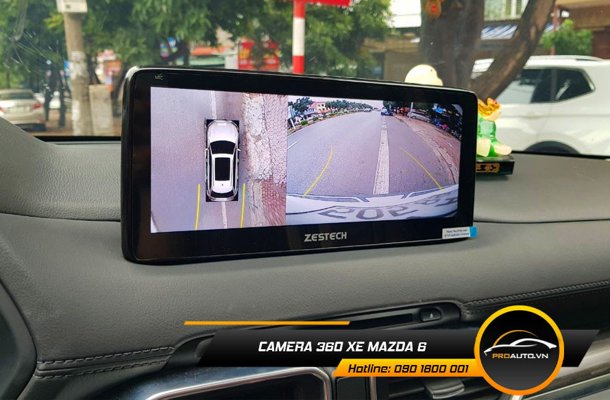 Màn hình hiển thị hình ảnh từ hệ thống camera 360 độ trên xe Mazda 6, hỗ trợ quan sát toàn cảnh quanh xe.