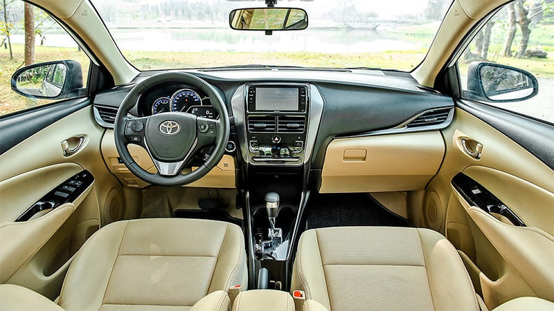 Nội thất tiện nghi và rộng rãi của xe Toyota Vios