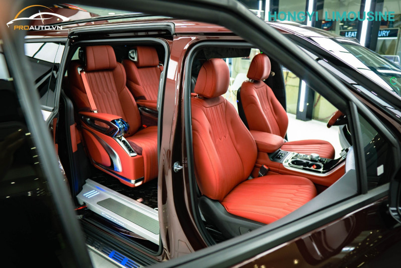 Nội thất xe ô tô được độ ghế limousine cao cấp