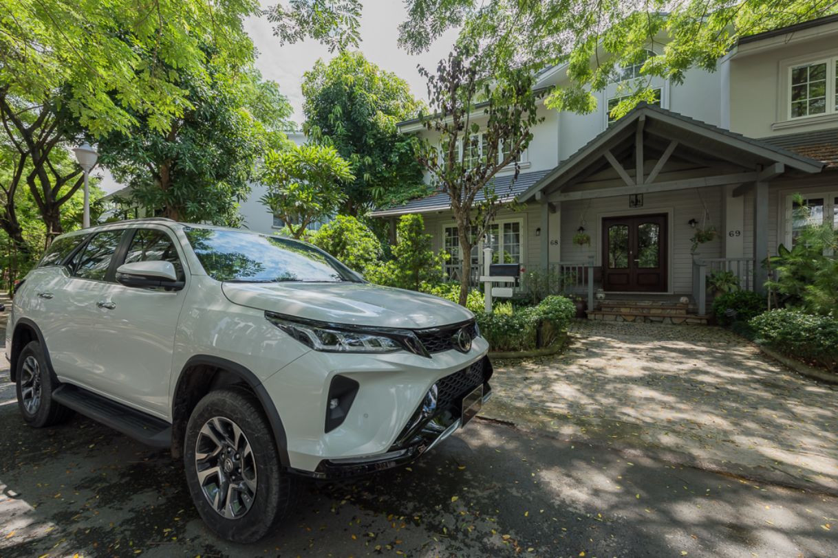 Nội thất xe Toyota Fortuner sang trọng, tiện nghi