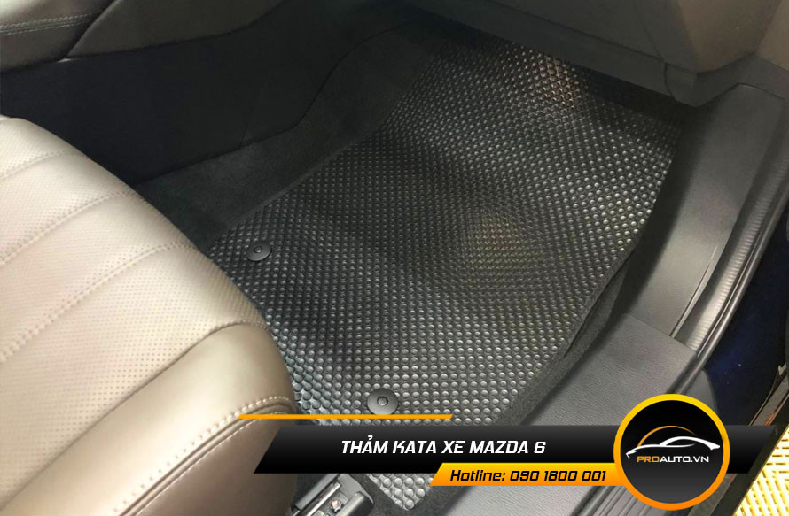 Thảm lót sàn KATA cao cấp cho xe Mazda 6, bảo vệ sàn xe khỏi bụi bẩn và dễ dàng vệ sinh.