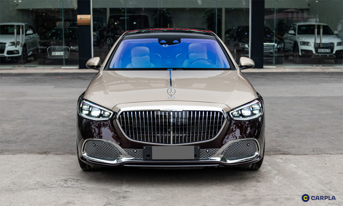 Thiết kế đầu xe Mercedes Maybach S680 với lưới tản nhiệt đặc trưng