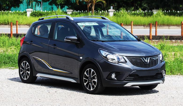 VinFast Fadil màu Neptune Grey hiện đại